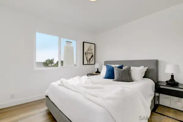 ADU bedroom