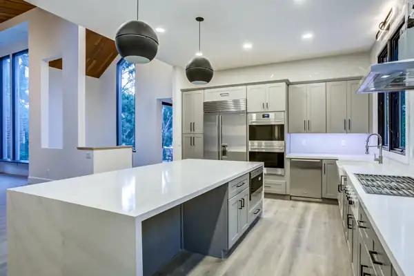 Kitchen island with view to the living room
